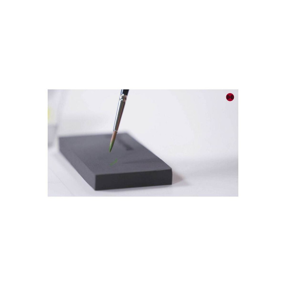 Gąbka do odsączania pędzli przy malowaniu akwarelami 2szt.